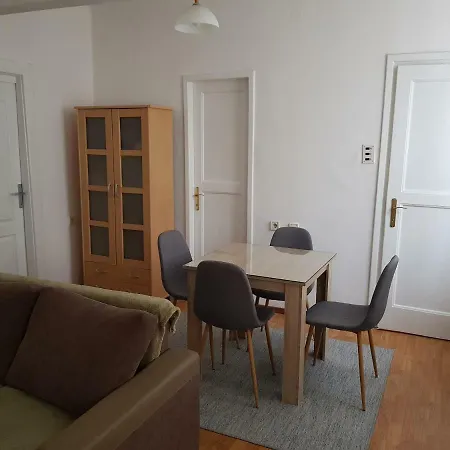 Sara Apartamento